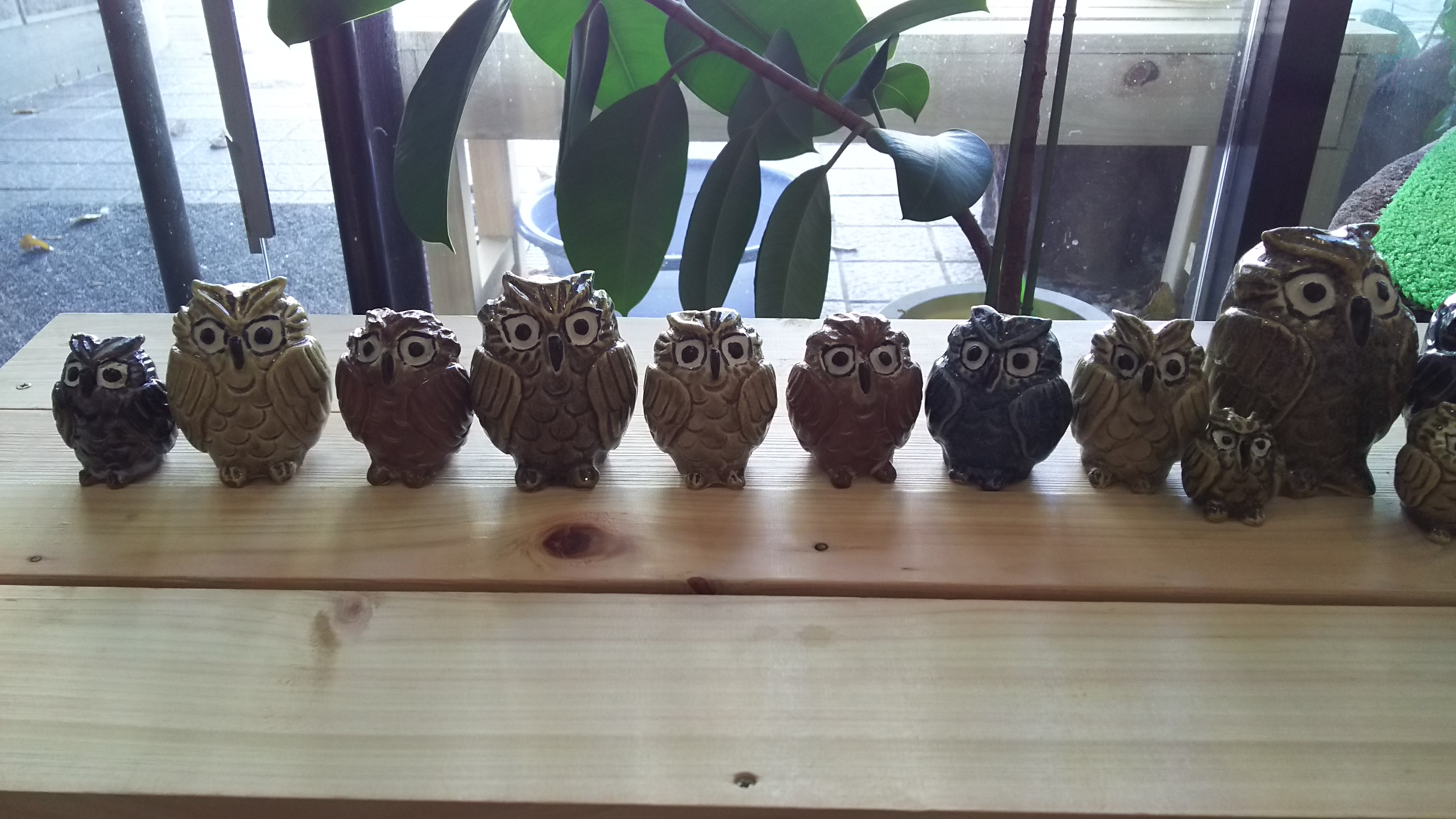 横浜の三渓園等に出展している陶芸家さんのふくろうハンドメイド陶器3